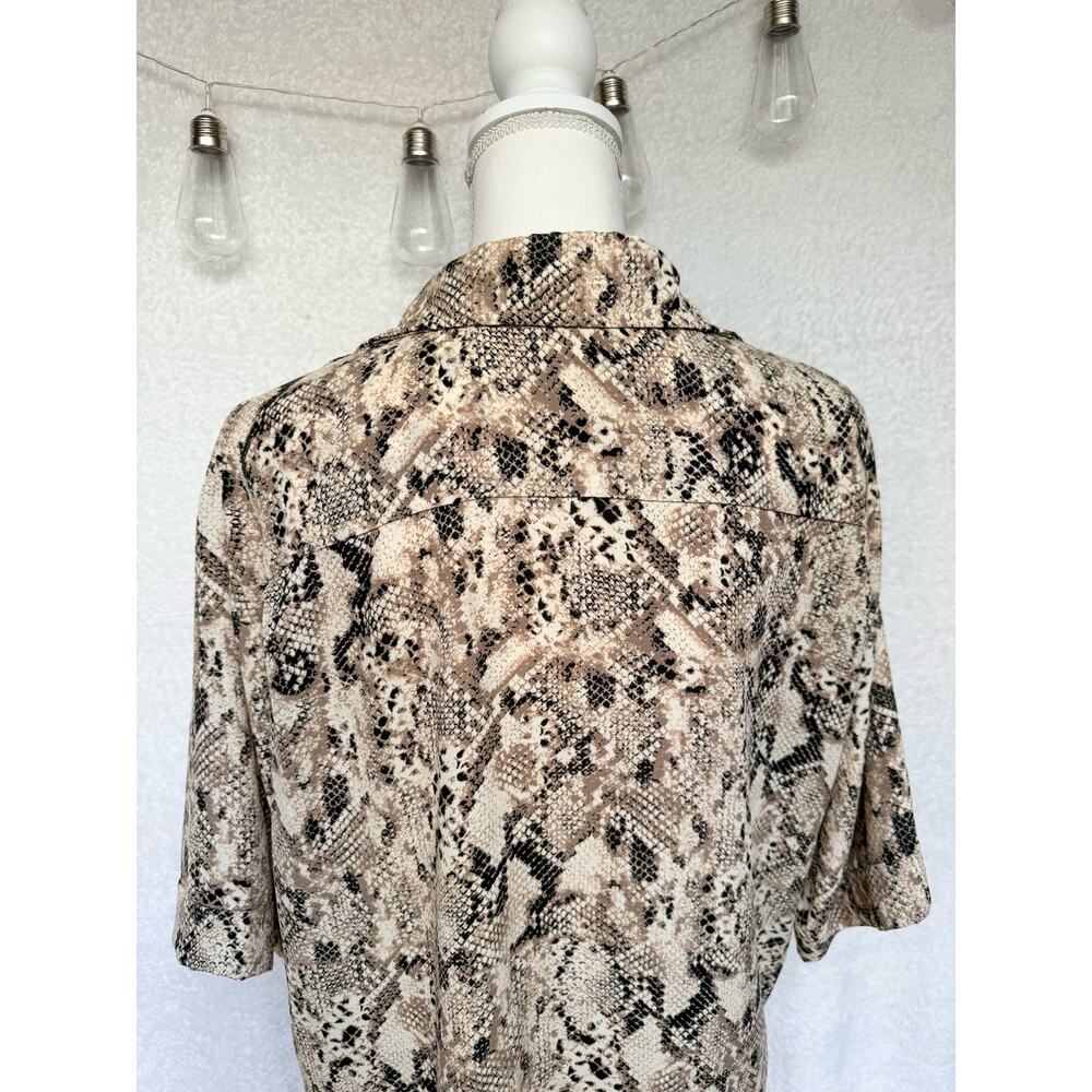 Sanctuary Snake Print Button Up Front Tie Cropped… - image 8